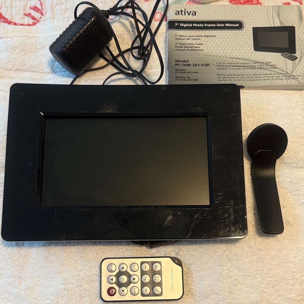 Ativa Black Digital Photo Frame with Accessories